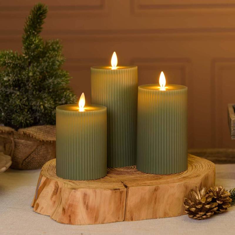 Lot de 3 Bougies Cylindriques MF Moving Flame avec Nervures RIBBED Ø7,5cm H10/12,5/15cm Cire Verte JADE Glossy avec Télécommande